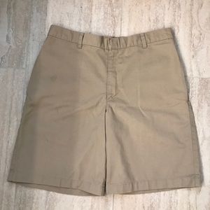 Khaki shorts men’s size 33